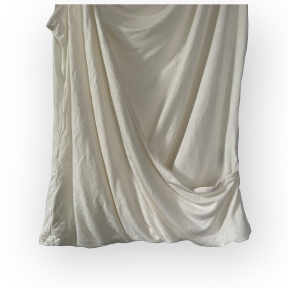 Banana Republic cream colored draped style tank top - Picture 4 of 8